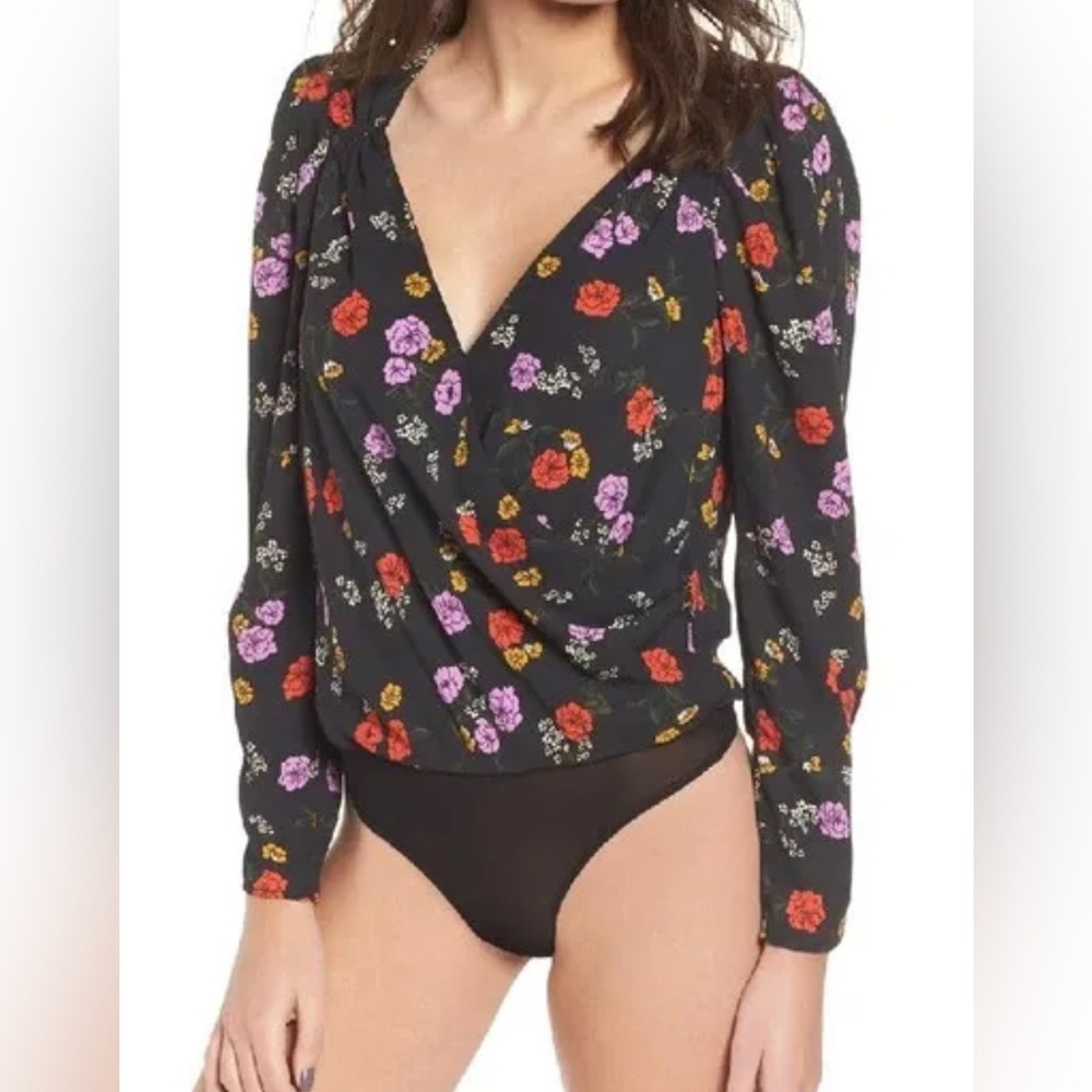 NWT Astr the Label Floral Print Faux Wrap Bodysuit Surplice Long Sleeve Size M